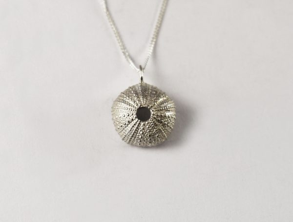 KJ115 Silver Sea Urchin Necklace 1