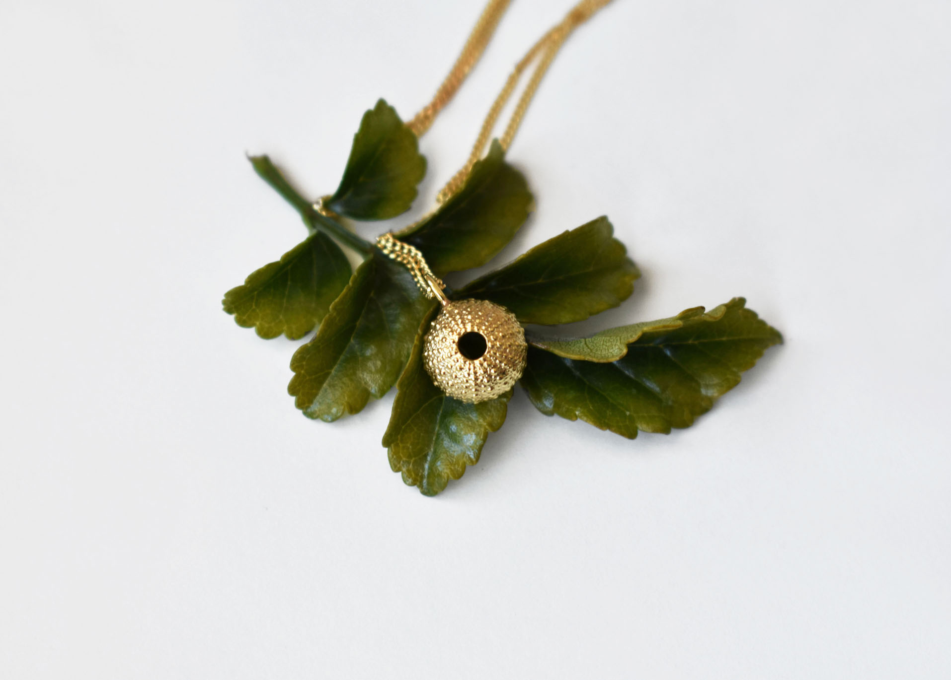 Baby Sea Urchin Necklace – 9ct Yellow Gold
