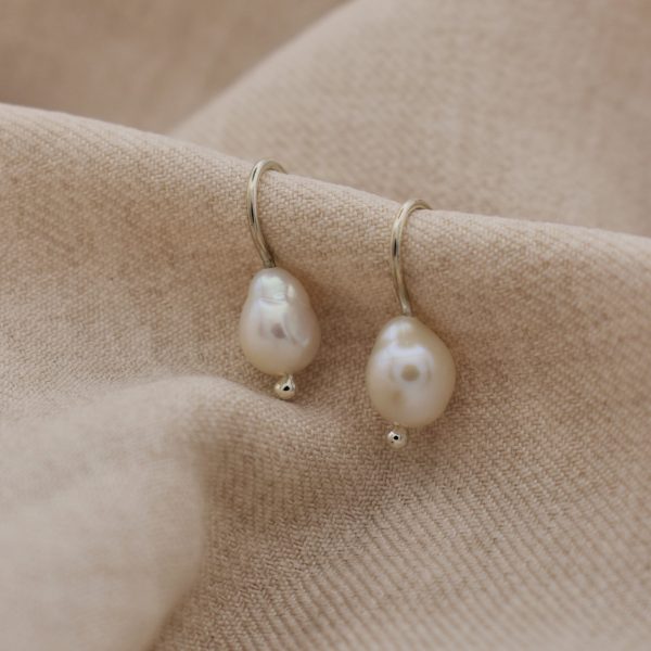 Pearly Drop Earrings